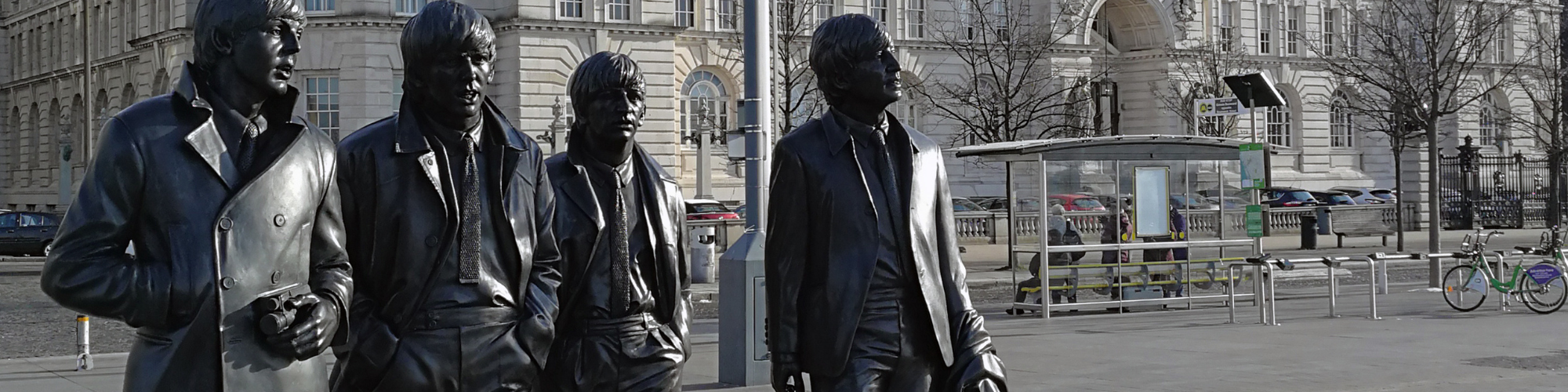 Guida di Viaggio a Liverpool: Come Arrivare, Muoversi, Dormire, Mangiare e Cosa Comprare