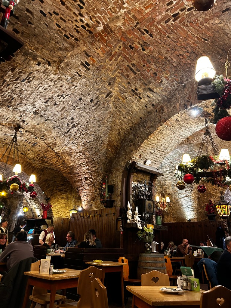 cena allo Zwölf Apostelkeller, Vienna