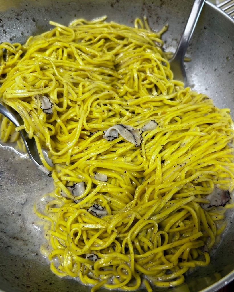 Tajarin al tartufo d'alba, cosa mangiare in Piemonte